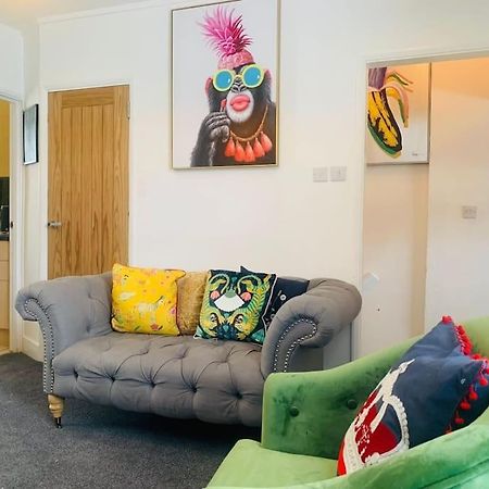 Funky 2 Bedroom Apartment In Town Centre Hastings Dış mekan fotoğraf